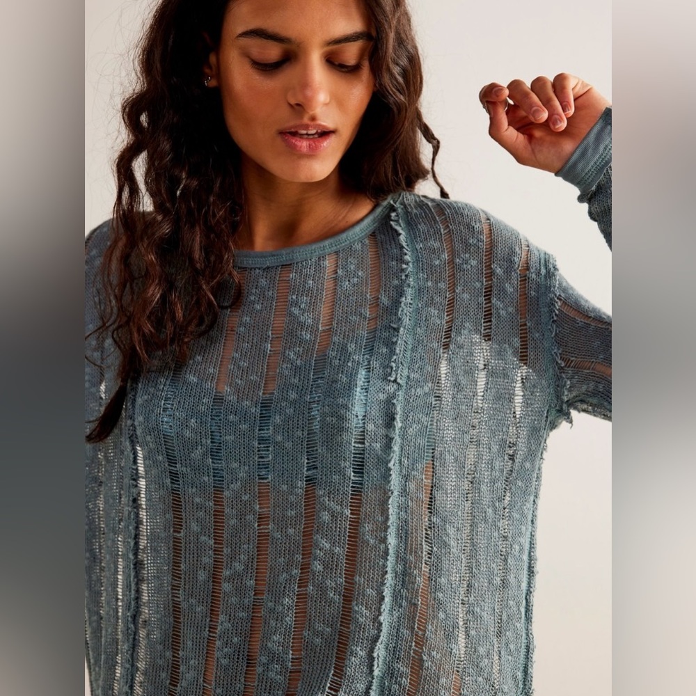 Free people sandy tee size xs